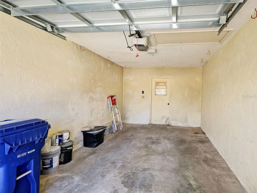 2004 Longpointe Circle Venice FL 34293