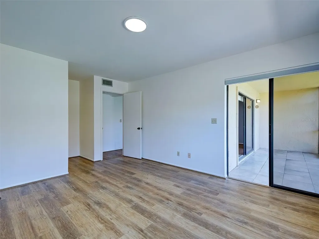 2004 Longpointe Circle Venice FL 34293