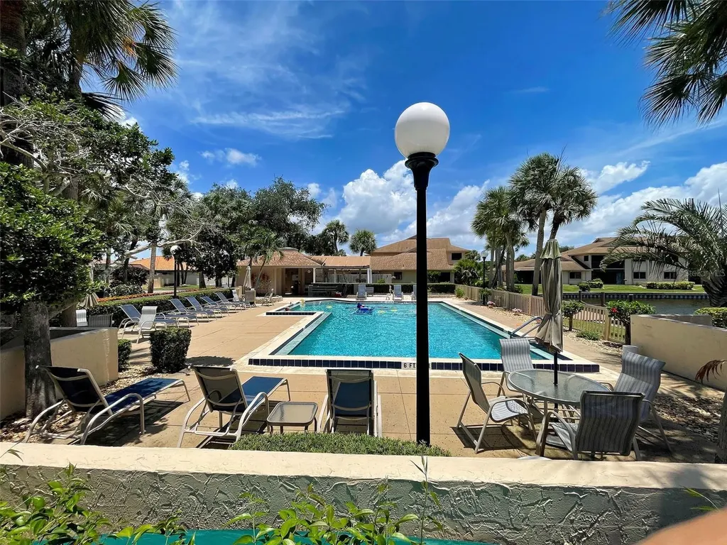 2004 Longpointe Circle Venice FL 34293