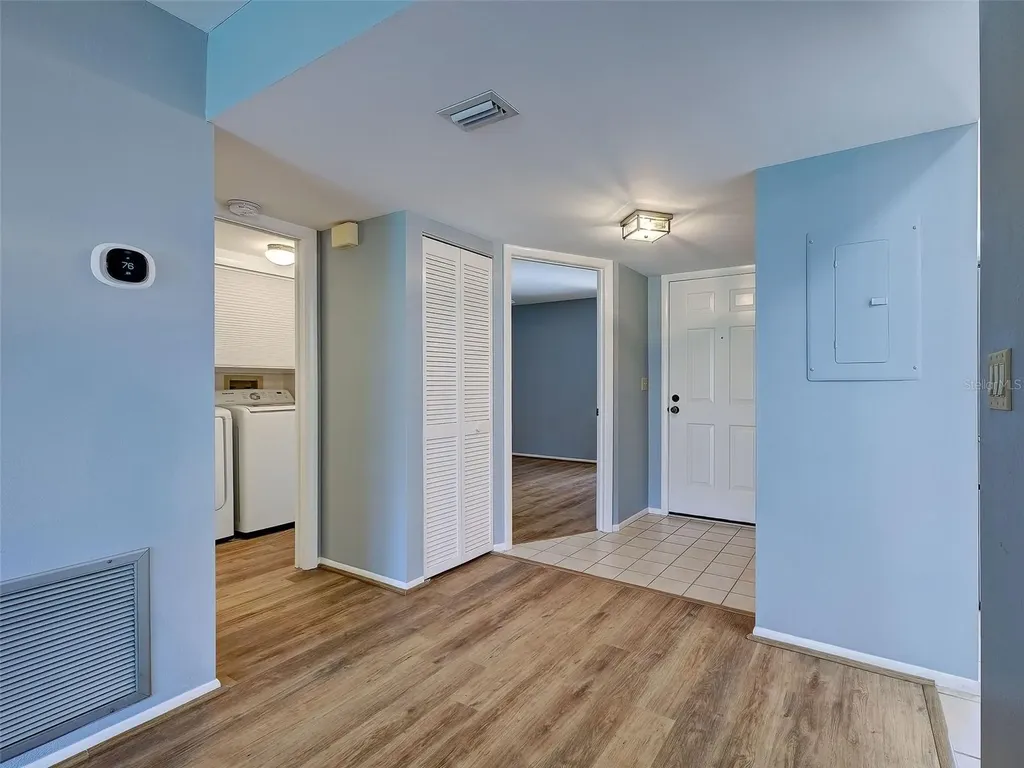 2004 Longpointe Circle Venice FL 34293