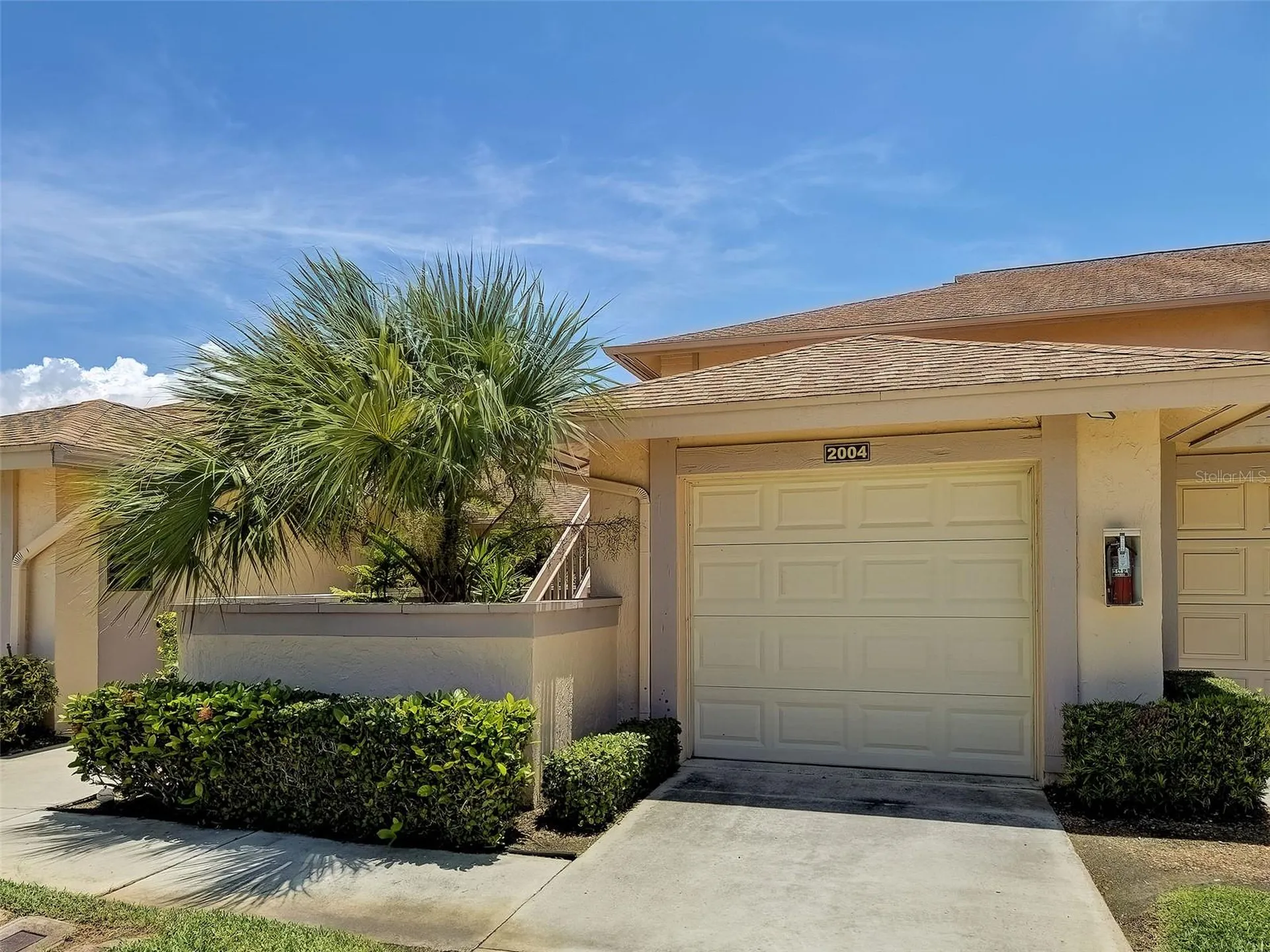 2004 Longpointe Circle Venice FL 34293