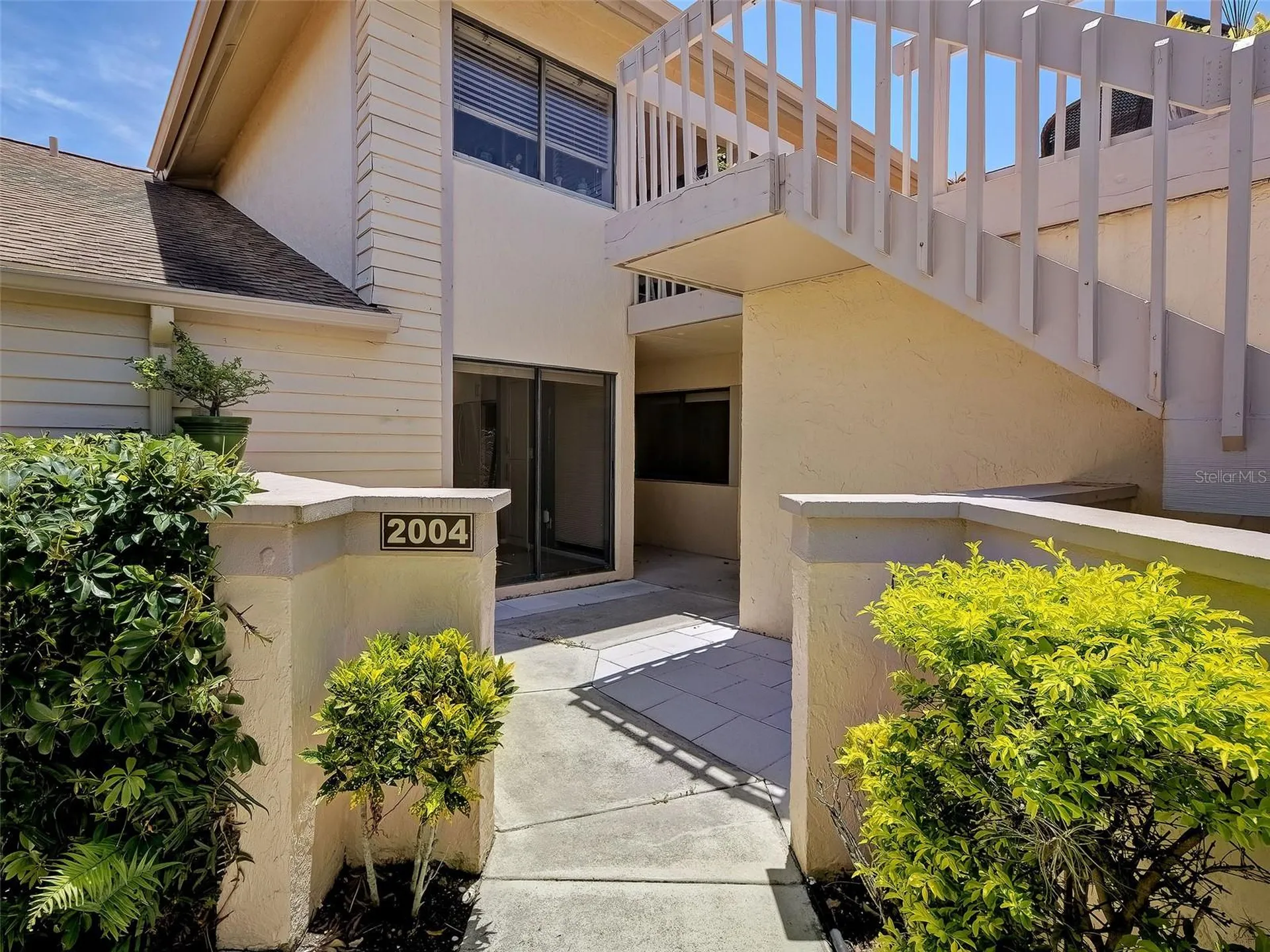 2004 Longpointe Circle Venice FL 34293