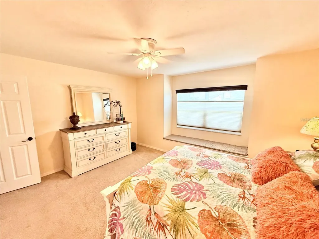 305 W Delaware Street Tavares FL 32778