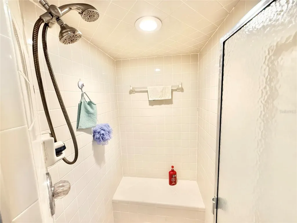 305 W Delaware Street Tavares FL 32778
