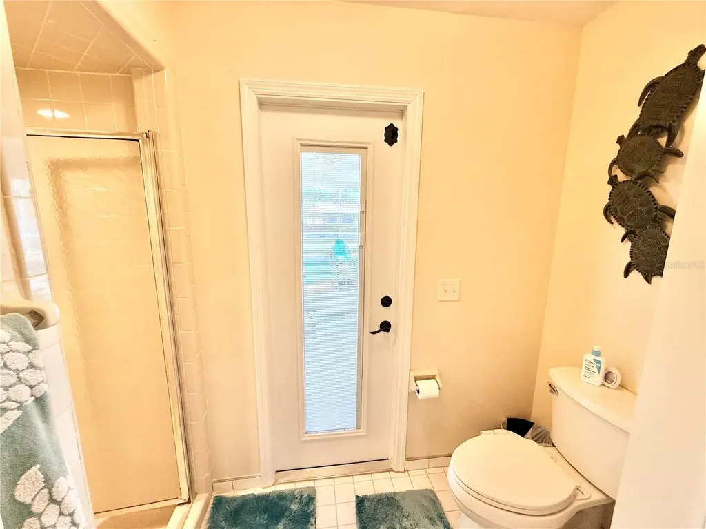 305 W Delaware Street Tavares FL 32778