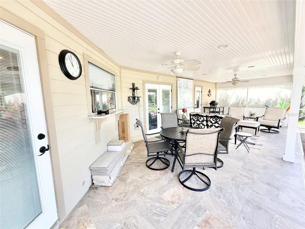 305 W Delaware Street Tavares FL 32778