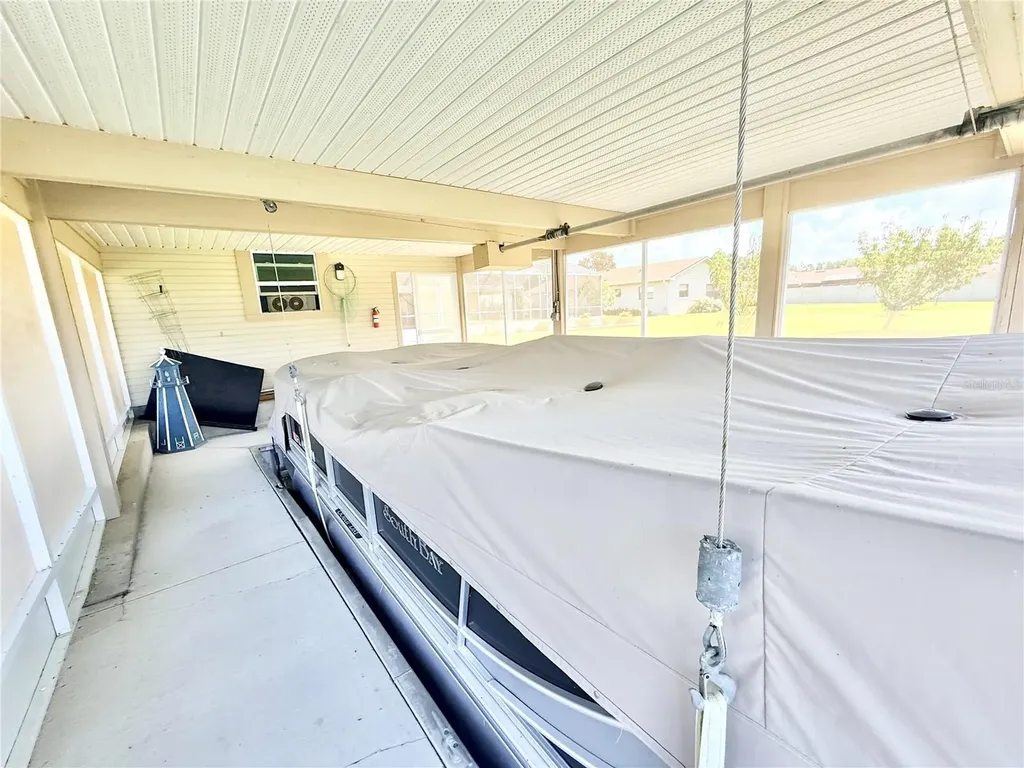 305 W Delaware Street Tavares FL 32778