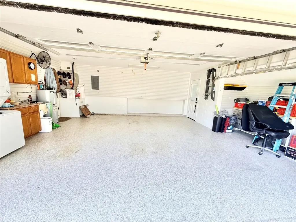 305 W Delaware Street Tavares FL 32778