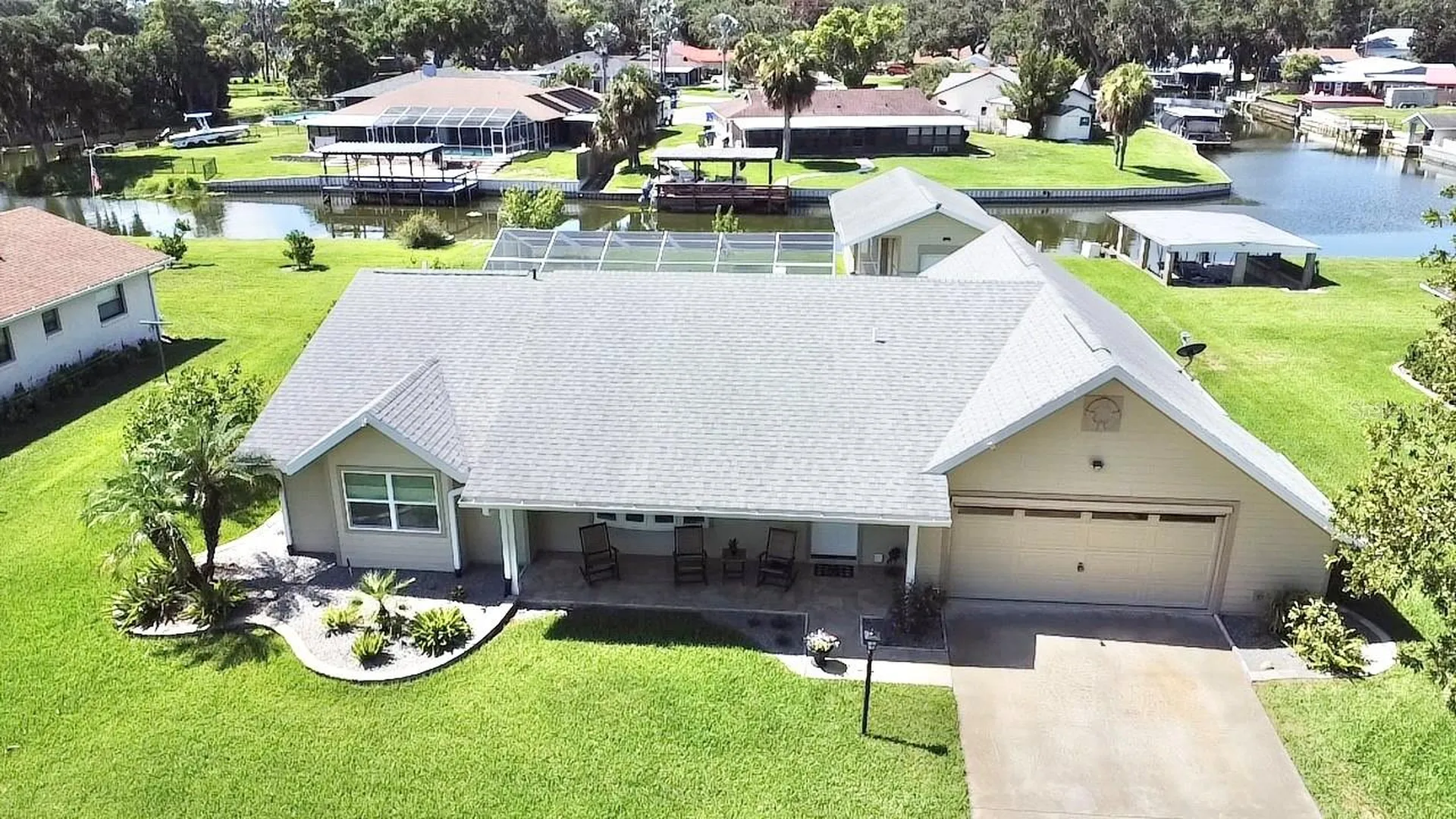 305 W Delaware Street Tavares FL 32778