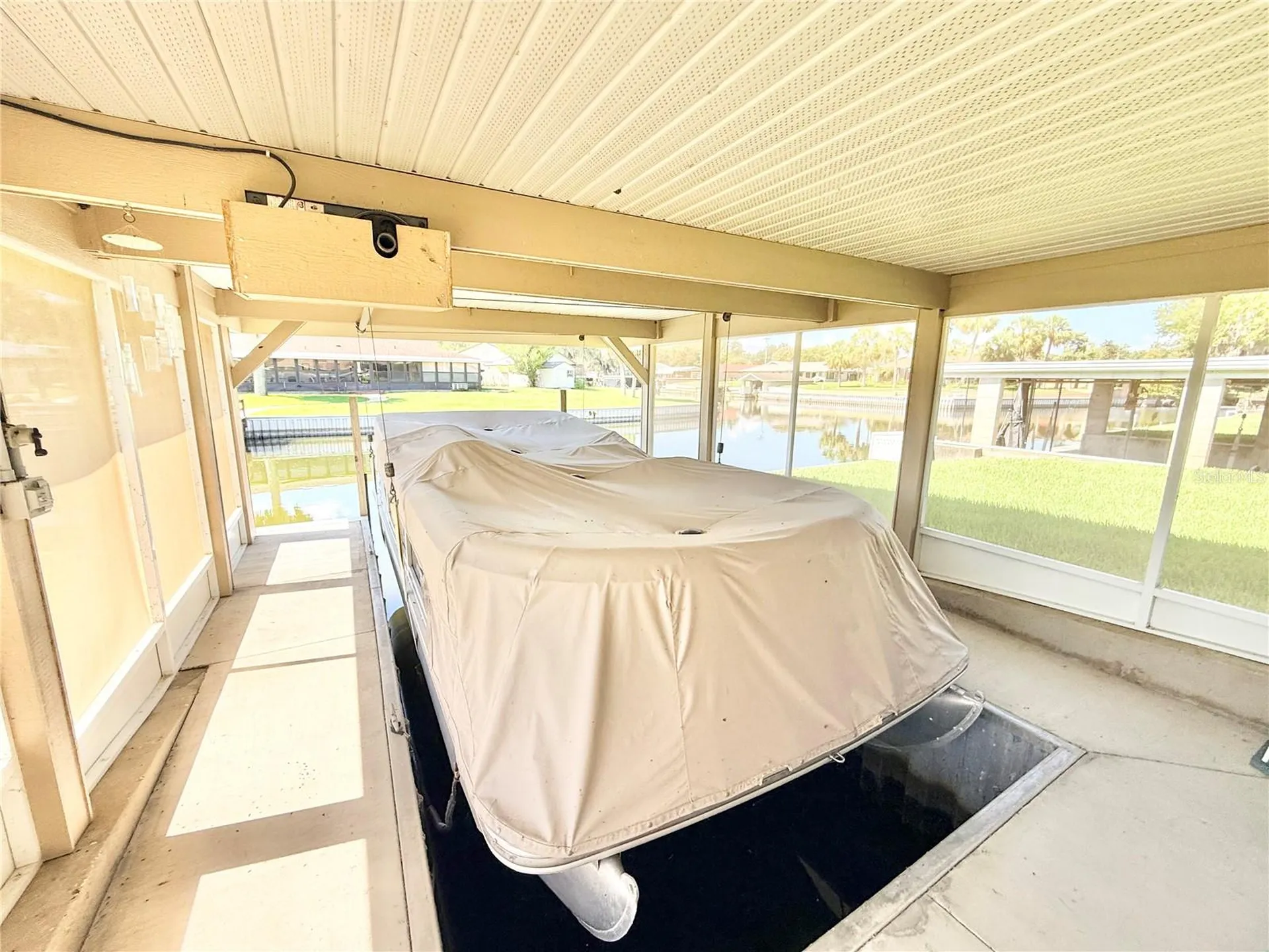 305 W Delaware Street Tavares FL 32778