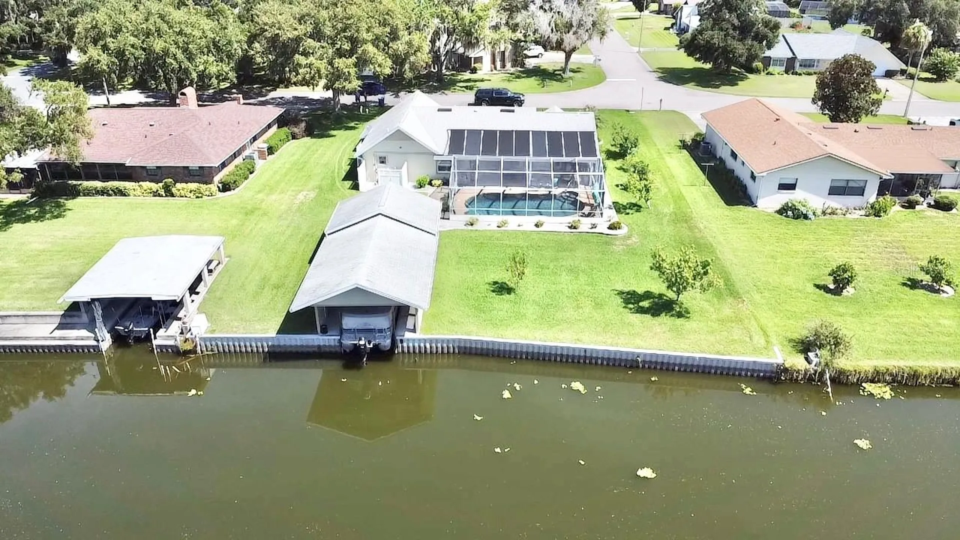 305 W Delaware Street Tavares FL 32778