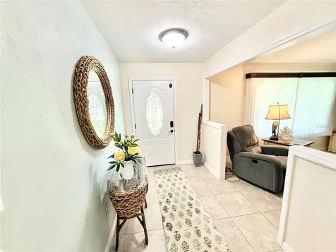 305 W Delaware Street Tavares FL 32778