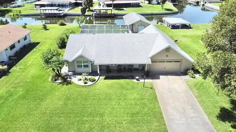 305 W Delaware Street Tavares FL 32778