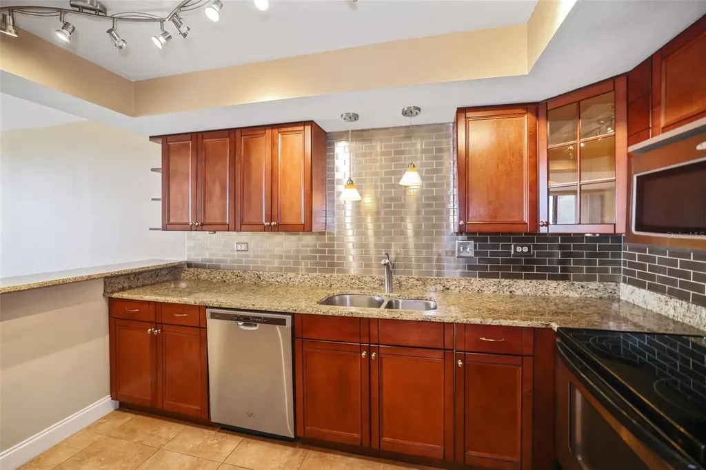 450 Treasure Island Causeway Treasure Island FL 33706