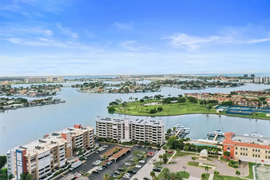 450 Treasure Island Causeway Treasure Island FL 33706
