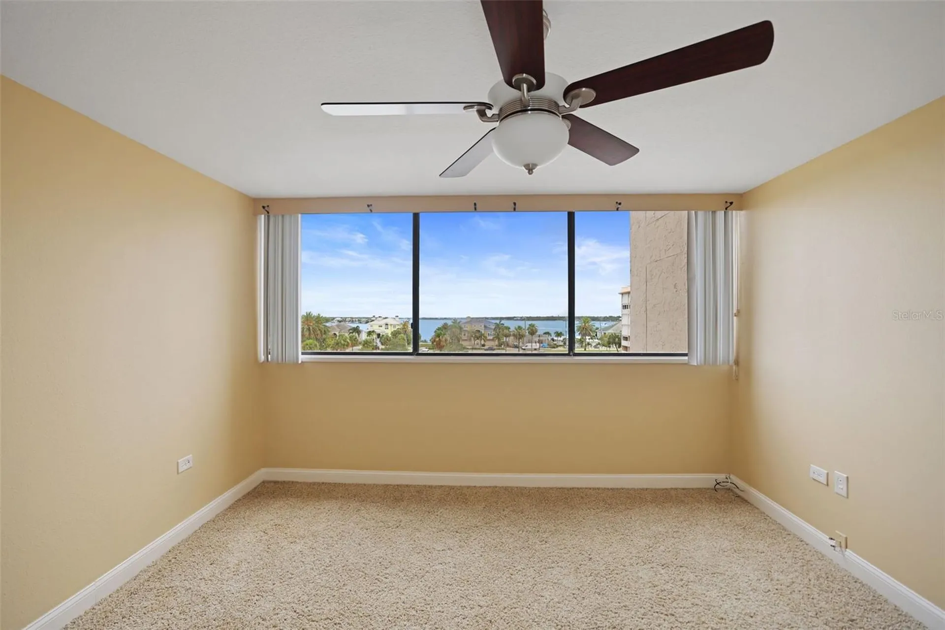 450 Treasure Island Causeway Treasure Island FL 33706
