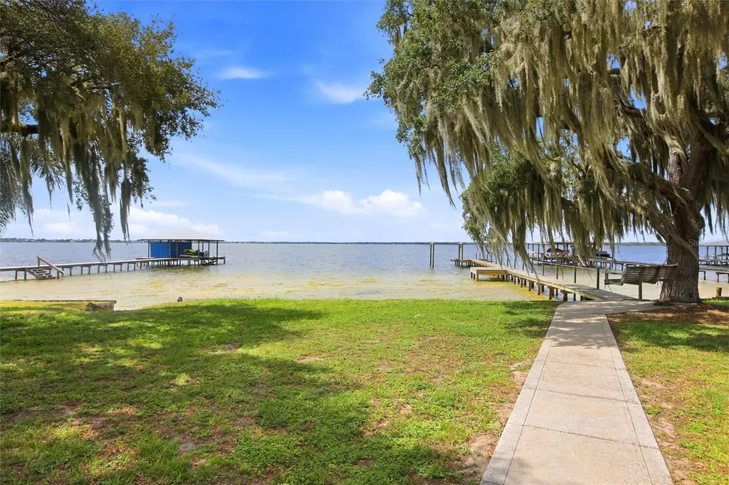 836 Lake June Road Lake Placid FL 33852
