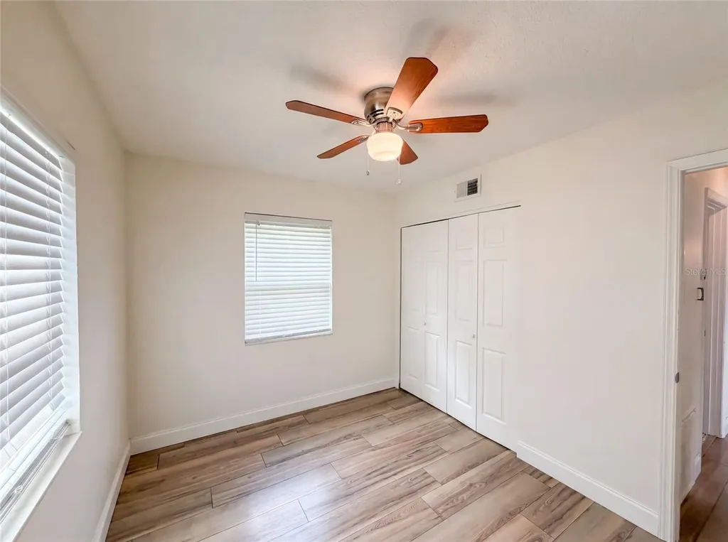 2242 E Dana Drive Deltona FL 32738