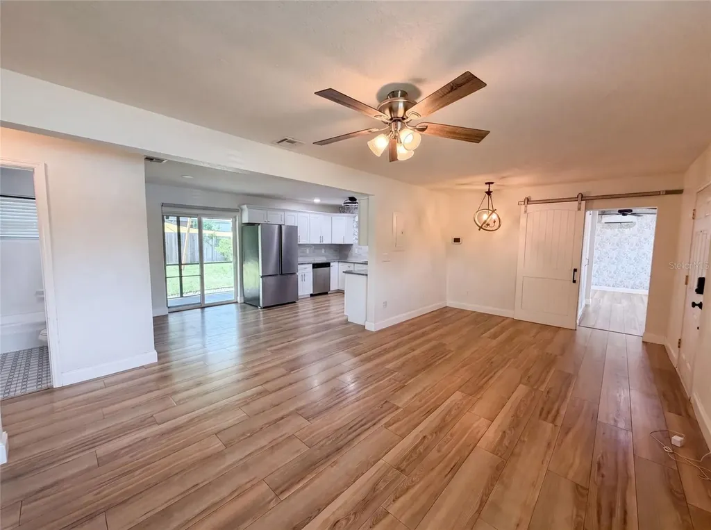 2242 E Dana Drive Deltona FL 32738