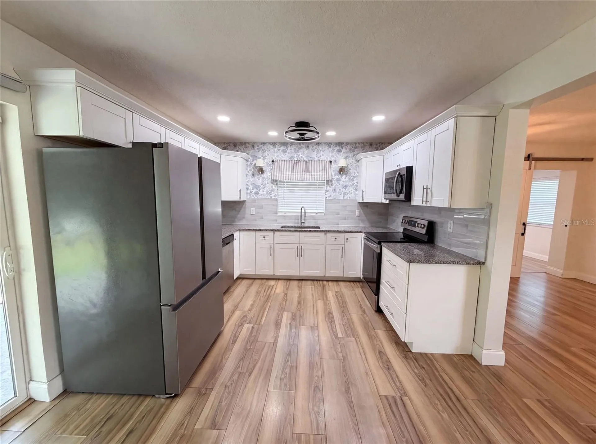 2242 E Dana Drive Deltona FL 32738