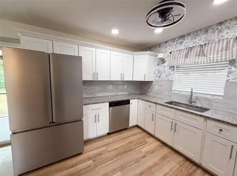 2242 E Dana Drive Deltona FL 32738