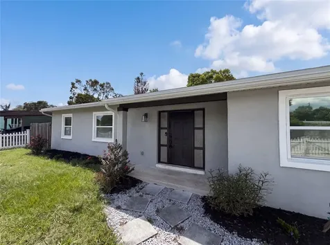 2242 E Dana Drive Deltona FL 32738
