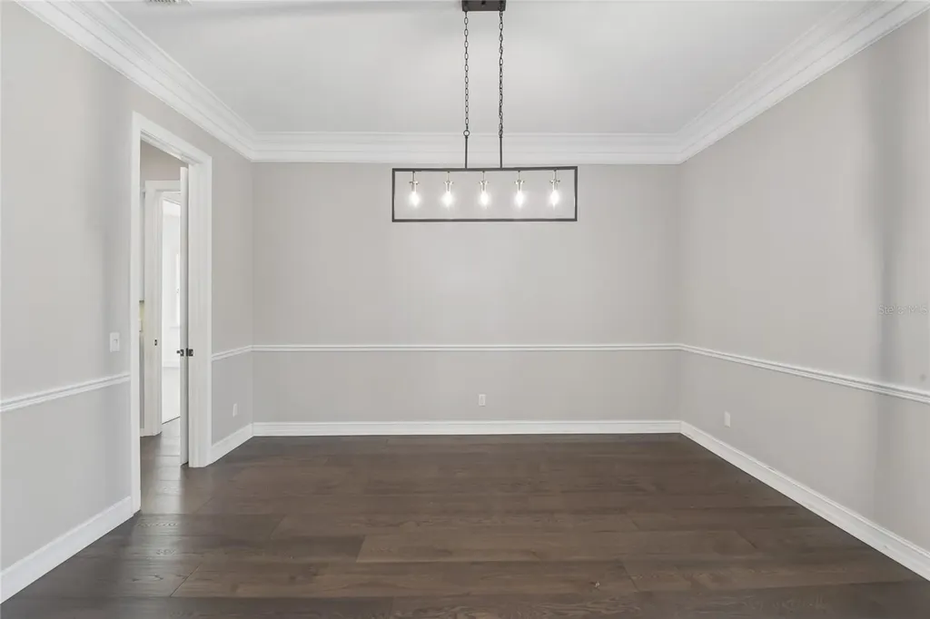 5105 W Neptune Way Tampa FL 33609