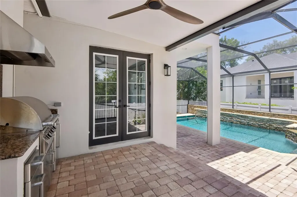 5105 W Neptune Way Tampa FL 33609