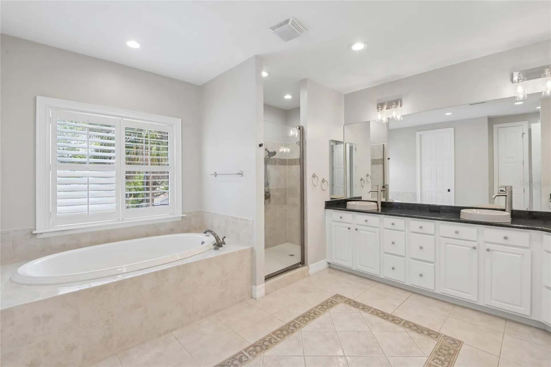 5105 W Neptune Way Tampa FL 33609