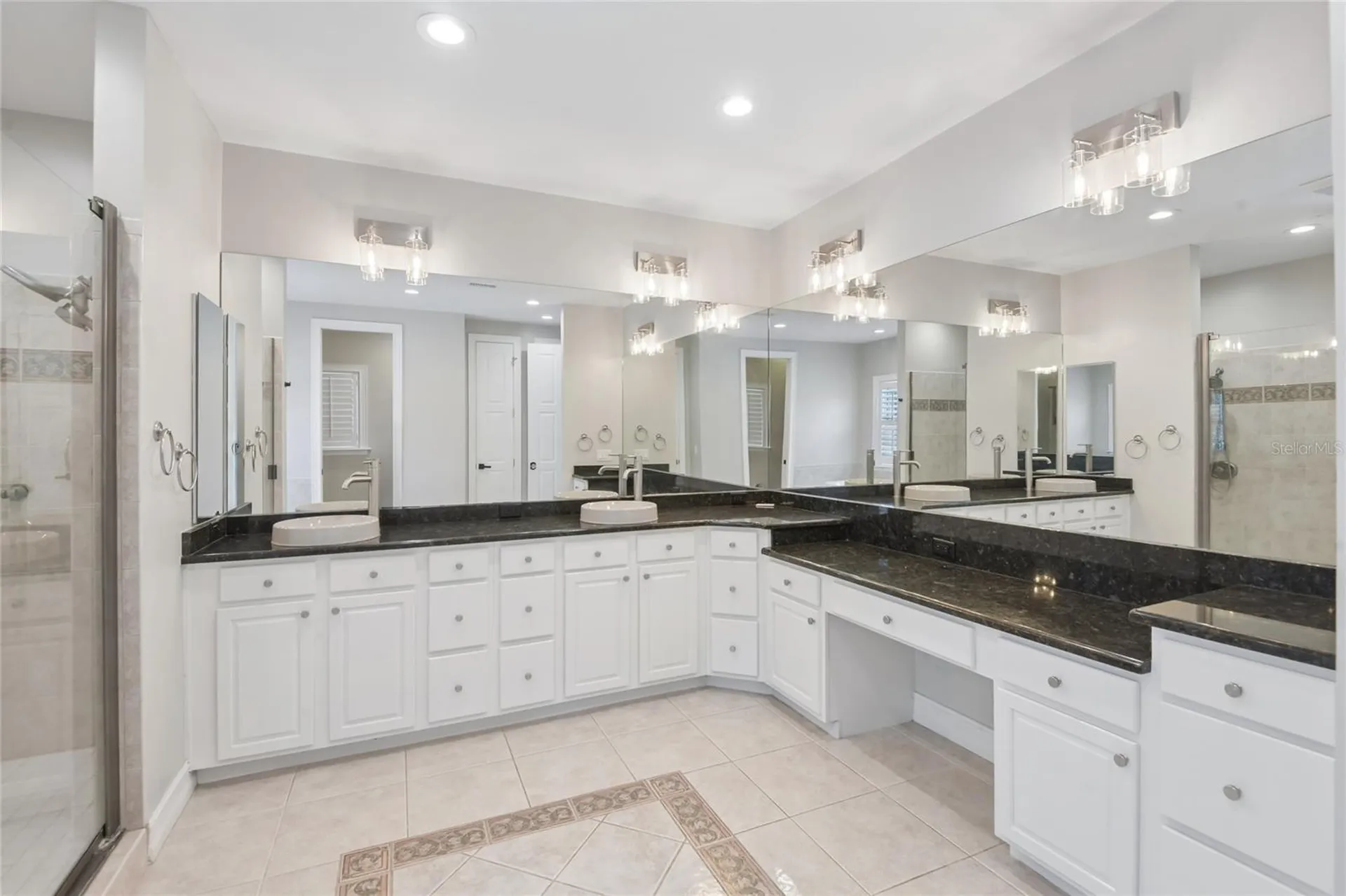 5105 W Neptune Way Tampa FL 33609