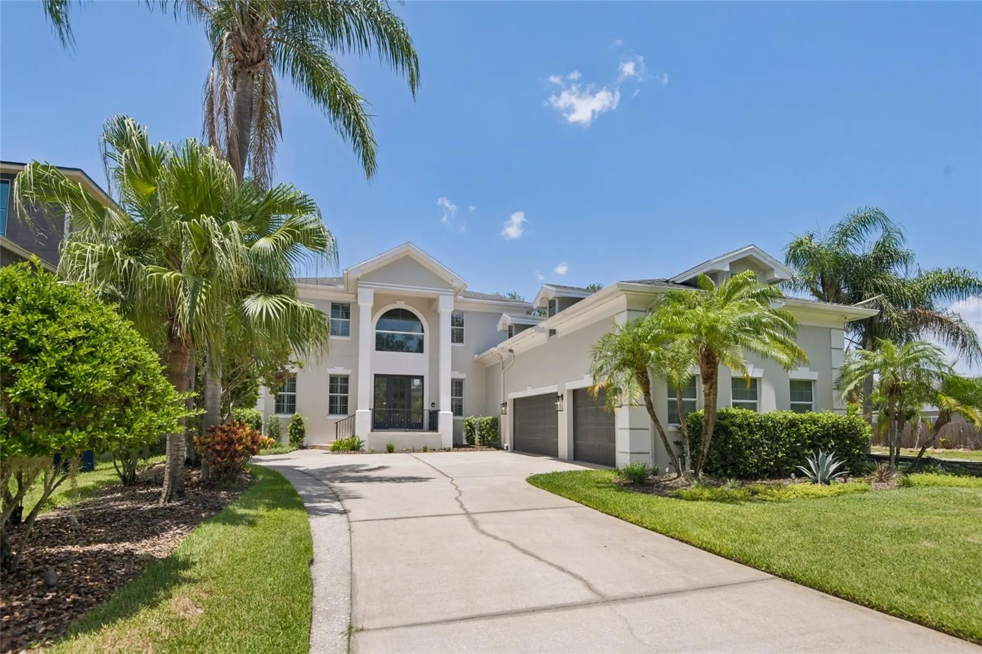 5105 W Neptune Way Tampa FL 33609