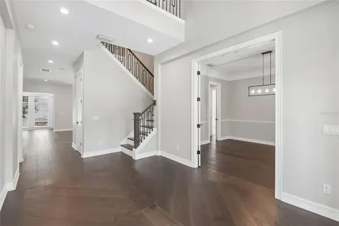 5105 W Neptune Way Tampa FL 33609