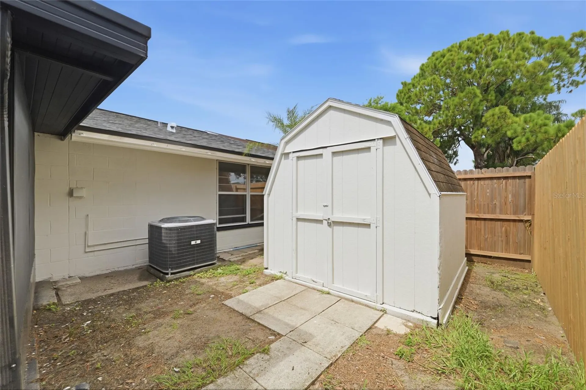 8602 Briar Grove Circle Tampa FL 33615