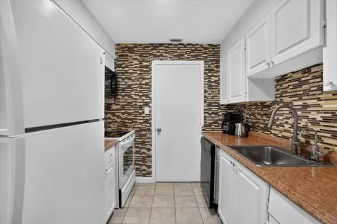 13405 Arbor Pointe Circle Tampa FL 33617