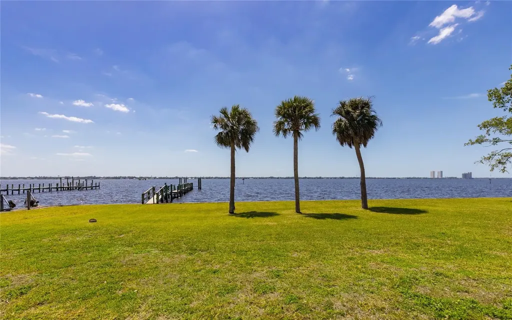 1808 Stevenson Road North Fort Myers FL 33917