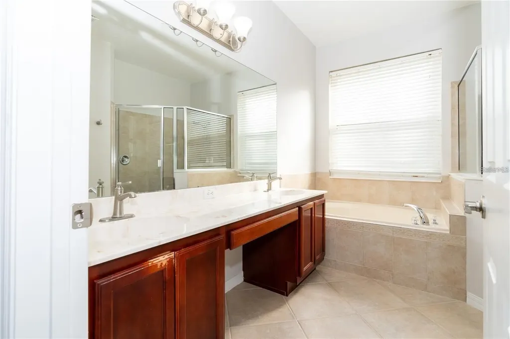 9763 Moss Rose Way Orlando FL 32832