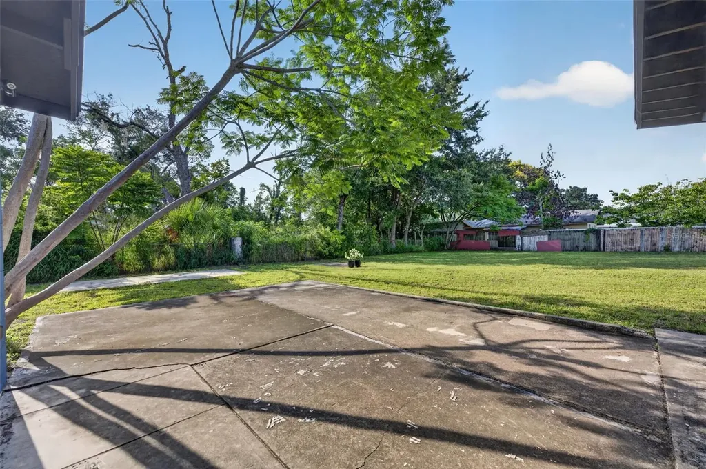224 W Pierce Avenue Orlando FL 32809