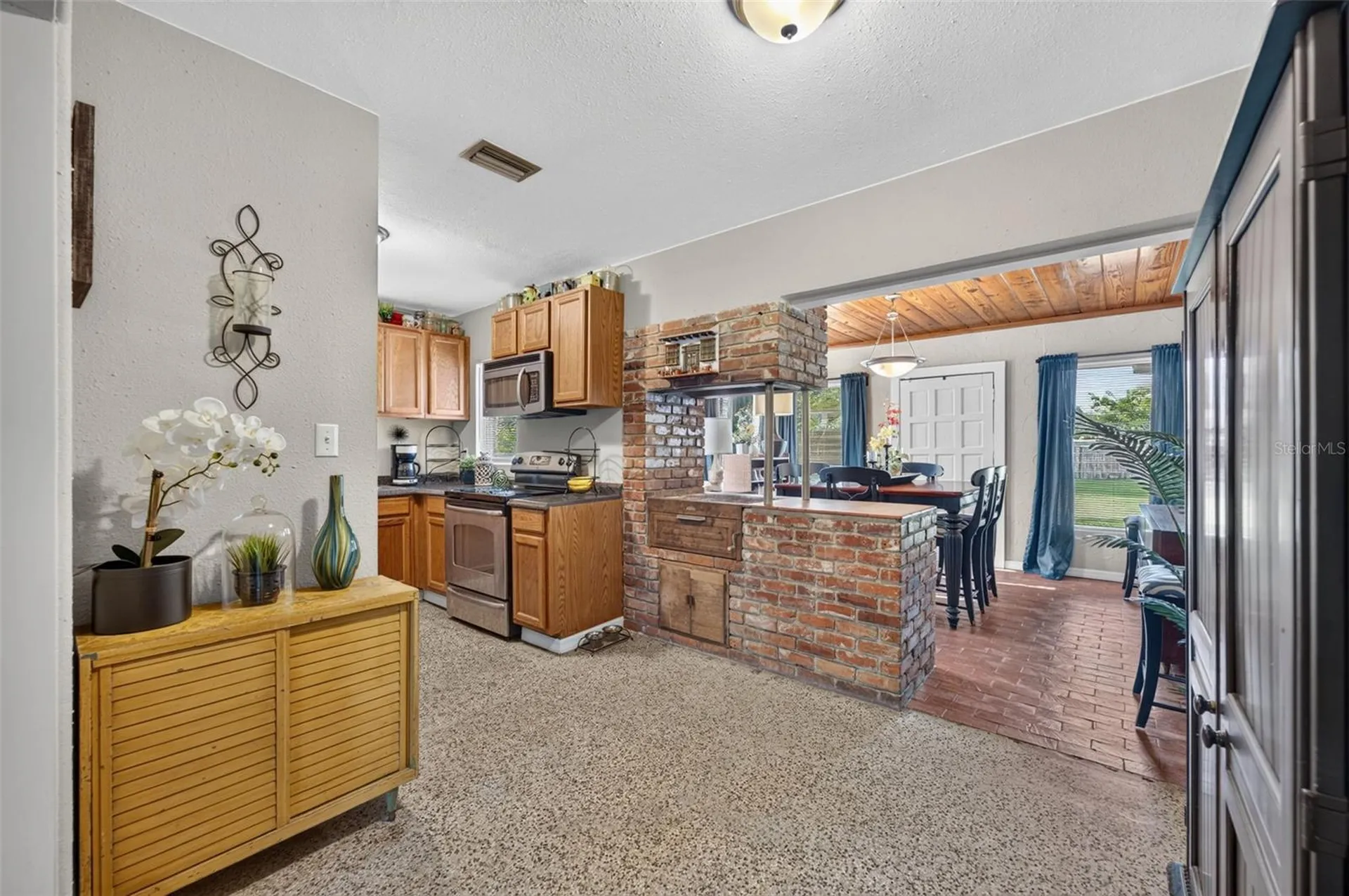 224 W Pierce Avenue Orlando FL 32809