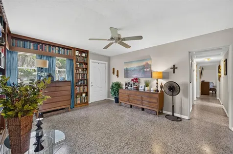 224 W Pierce Avenue Orlando FL 32809