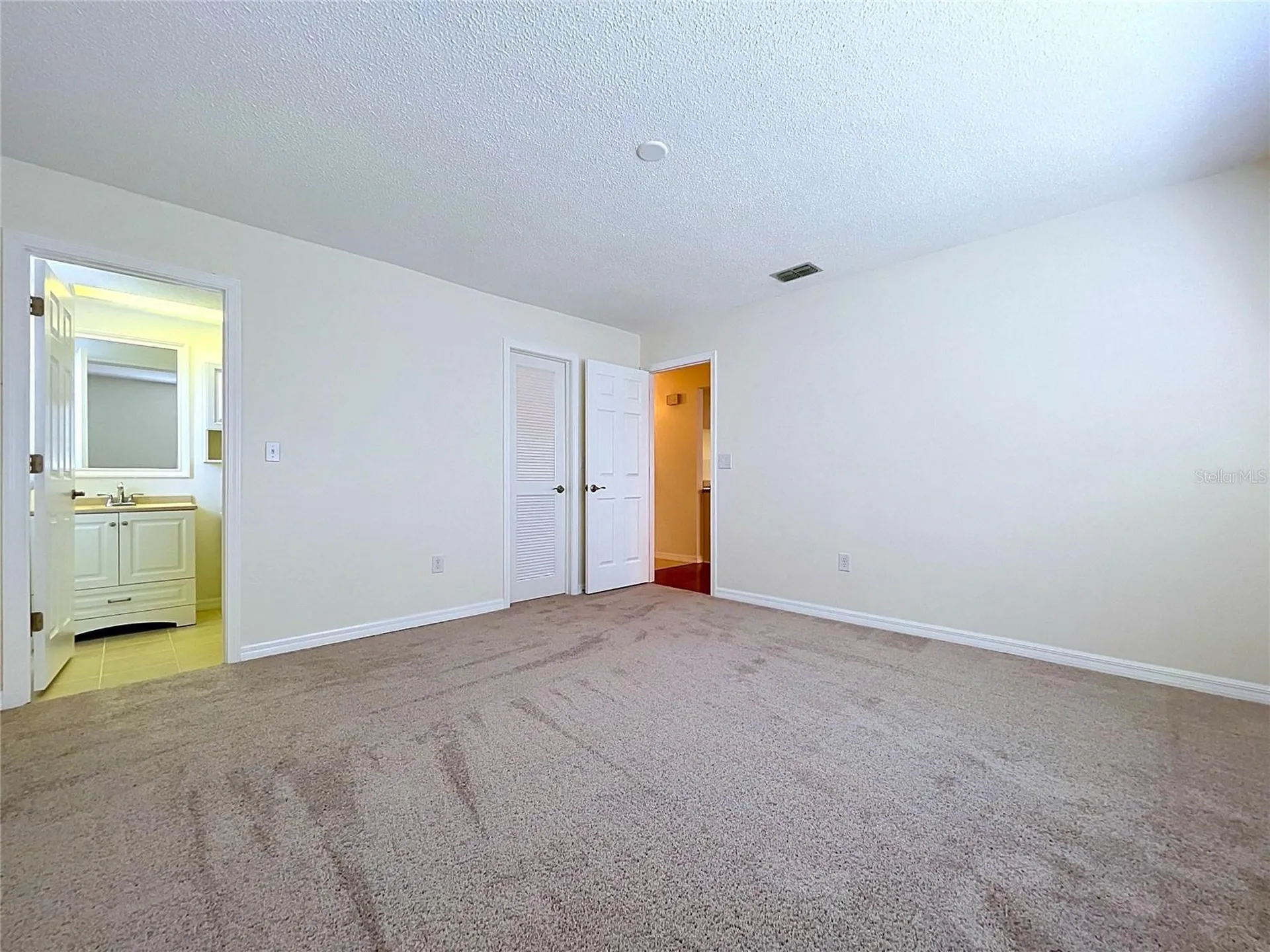 12132 Shadow Ridge Boulevard Hudson FL 34669