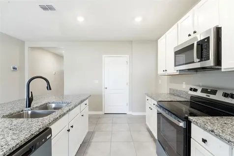 895 Lazio Circle Debary FL 32713