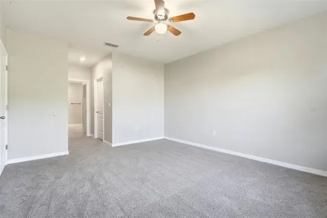 895 Lazio Circle Debary FL 32713
