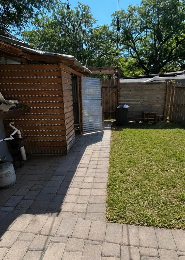 2400 S Laurel Avenue Sanford FL 32771