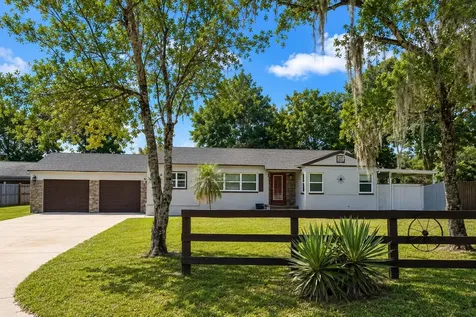 2400 S Laurel Avenue Sanford FL 32771