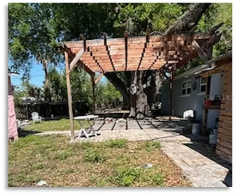 2400 S Laurel Avenue Sanford FL 32771