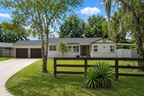 2400 S Laurel Avenue Sanford FL 32771