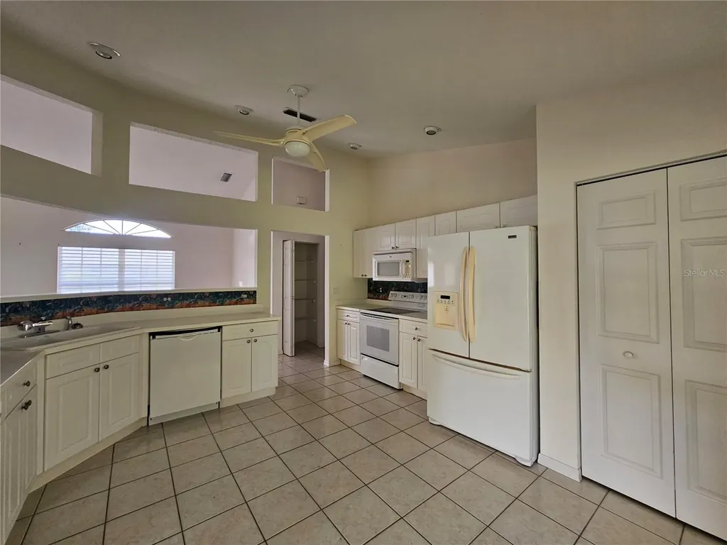 6628 Deering Circle Sarasota FL 34240