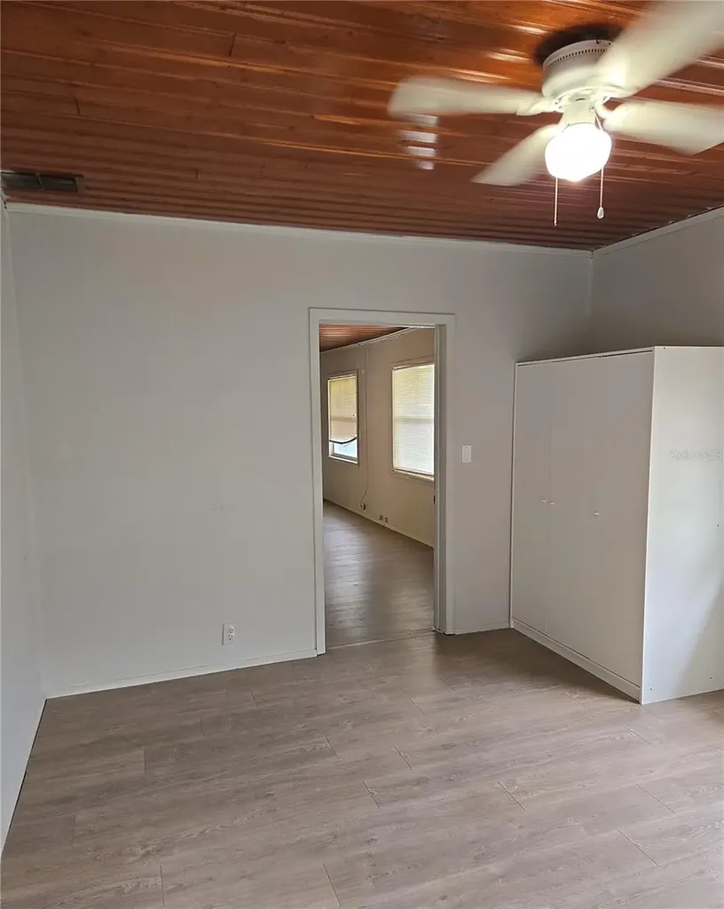 1402 Maluhia Drive Tampa FL 33612