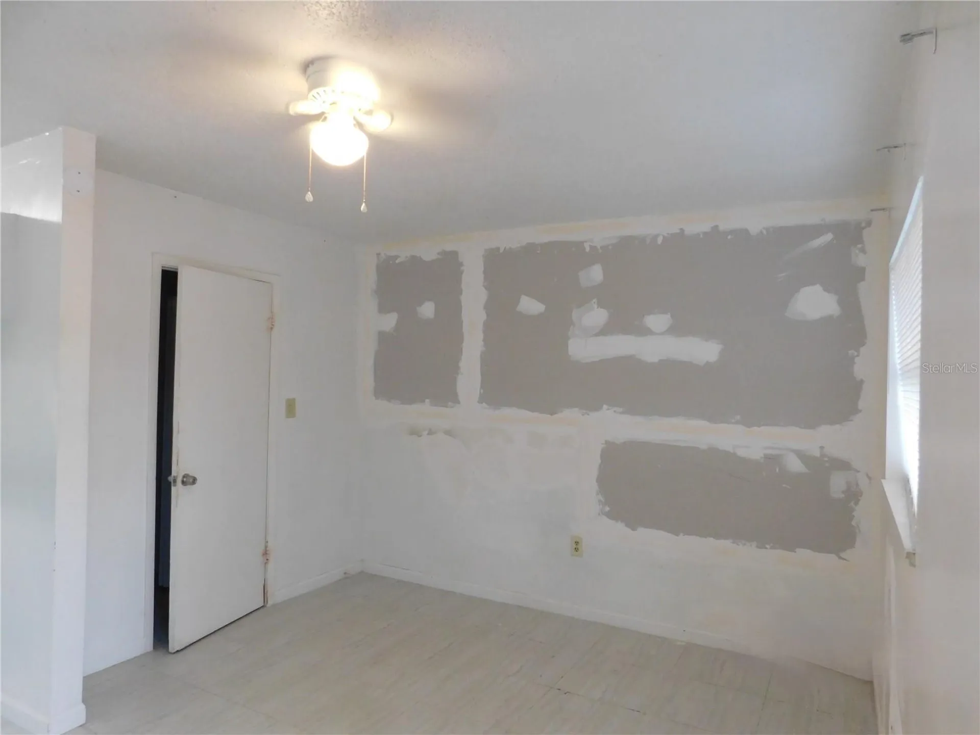 1402 Maluhia Drive Tampa FL 33612