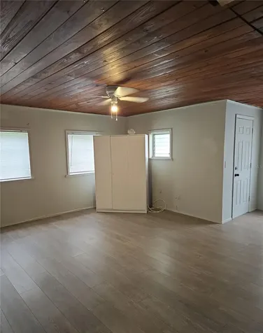 1402 Maluhia Drive Tampa FL 33612